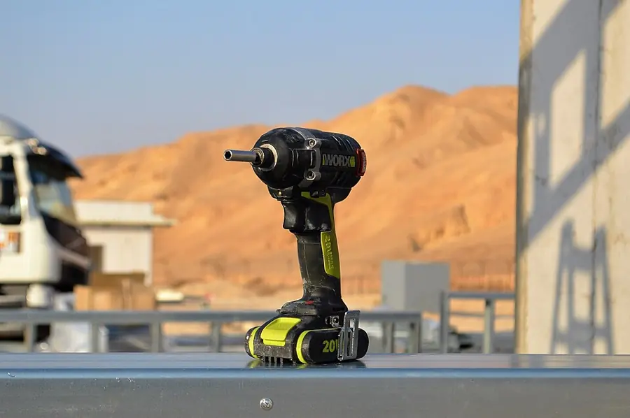 Cordless drill and power tools